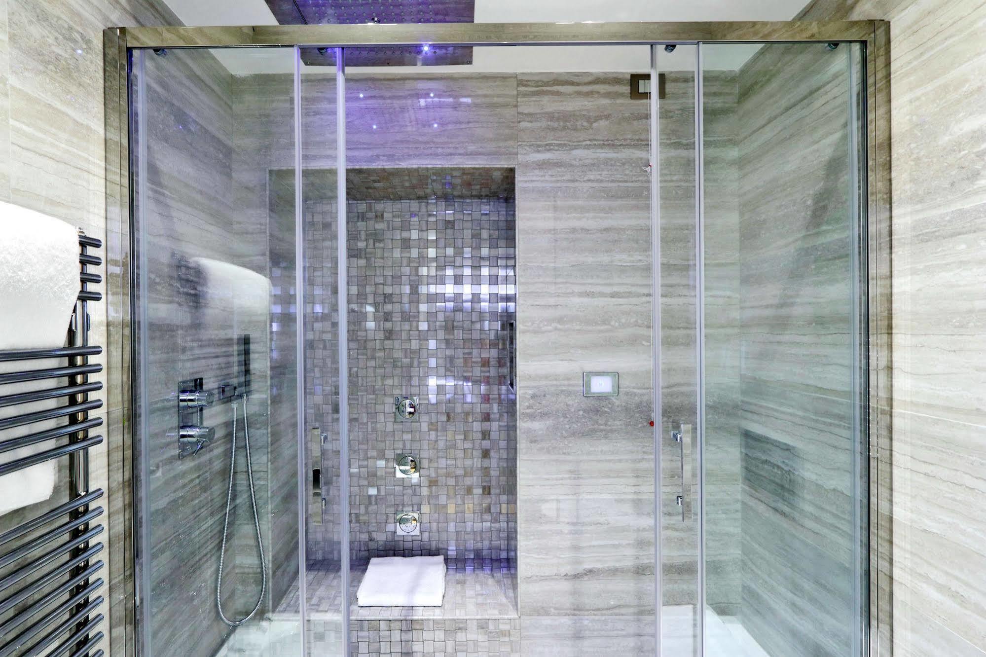 Bq House Colosseum Luxury Bed and breakfast