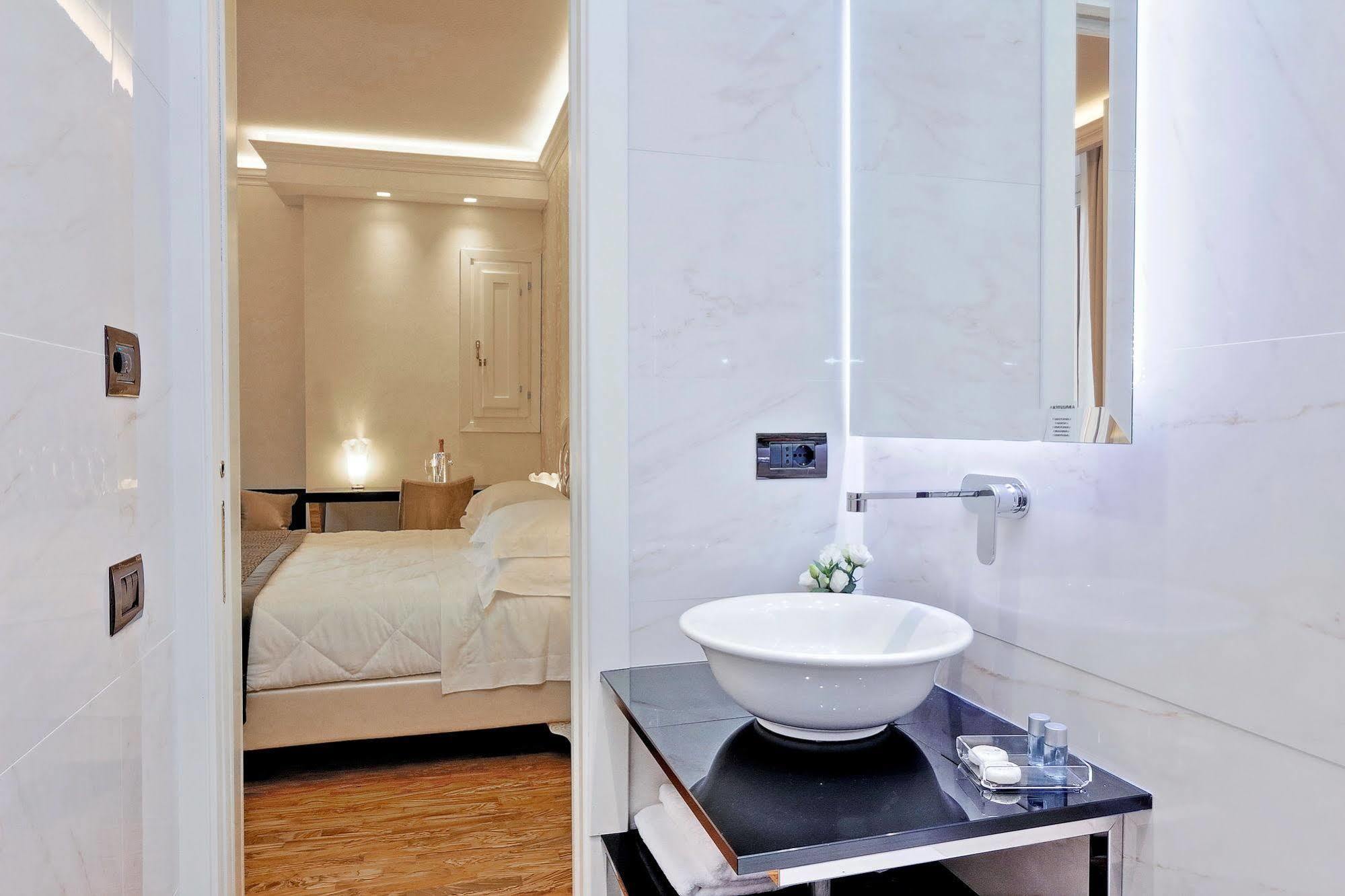 Bed and breakfast Bq House Colosseum Luxury Roma